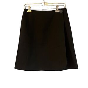 Ann Taylor black wrap skirt. Size 2‎